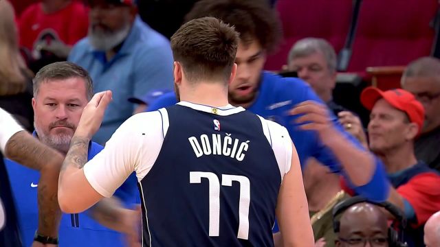 【2024年04月01日 独行侠vs火箭集锦】独行侠125-107火箭 东契奇47+12+7携手欧文24+7