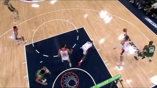 【2024年04月03日】雄鹿vs奇才第3节英文原声录像回放