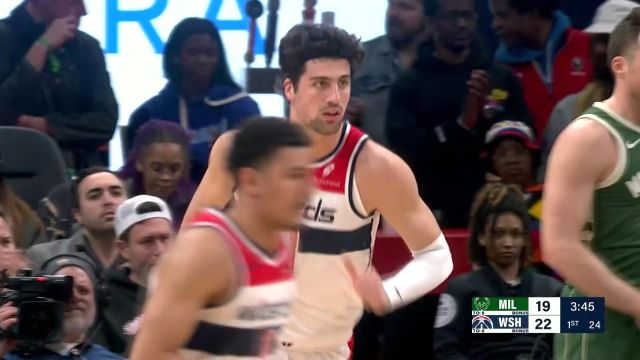 【2024年04月03日 雄鹿vs奇才集锦】传球轻松写意！普尔弧顶高抛喂饼助攻阿弗迪亚空切上篮