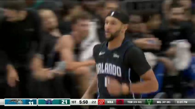 【2024年04月06日 魔术vs黄蜂集锦】米勒传球路线被班凯罗精准识破 萨格斯快马加鞭假传真上晃骗防守