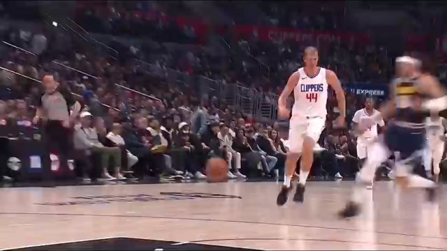 【2024年04月06日】NBA常规赛：猛龙vs雄鹿第1节中文解说录像回放