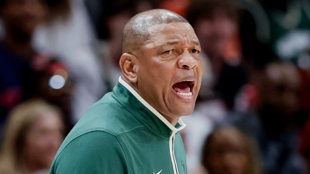 【2024年04月06日 猛龙vs雄鹿集锦】在躲谁？雄鹿连输3个摆烂队 里弗斯执教15胜16负远不如前任主帅