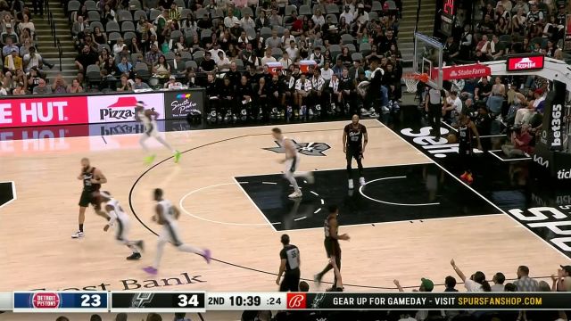 【2024年04月15日 活塞vs马刺集锦】打对方个措手不及 格拉汉姆追身三分出手毫不犹豫