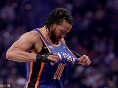 季后赛历史首人！布伦森近3战场均41+9助 遭大帝打头恶犯遗憾空砍
