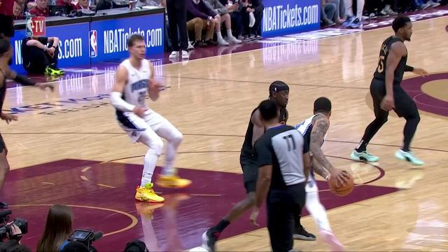 【2024年05月01日 魔术vs骑士集锦】打的足够强硬！莫里兹-瓦格纳低位单打莫里斯无惧对抗强硬打进2+1