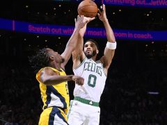 NBA东决：绿军加时胜步行者总分1-0 塔图姆36分布朗绝平救主