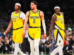 绿军领先12分半场被步行者追平：特纳18分暴力隔扣 双探花25分