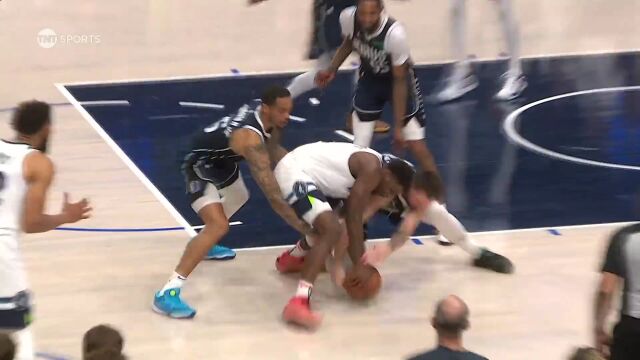 【2024年05月27日 森林狼vs独行侠集锦】一攻一防！东契奇立功！