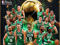 官方晒绿军夺冠定妆照！布朗手捧两座奖杯 塔图姆霍乐迪满脸笑容