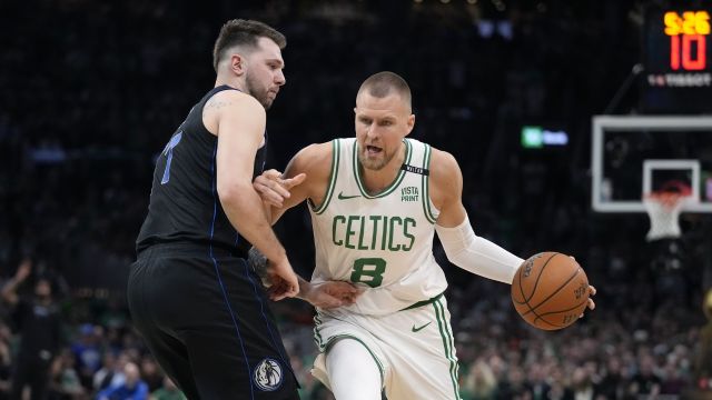 【2024年06月18日 独行侠vs凯尔特人集锦】放水一场只为场门票？美媒透露总决赛G5票价均价2213美元创新高