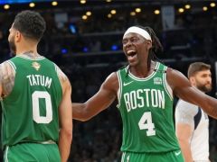 奖金126万！霍勒迪夺第二冠，感谢绿军总裁，球迷：字母哥想念他