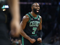 布朗拿下总决赛MVP和东部决赛MVP，成为历史首位