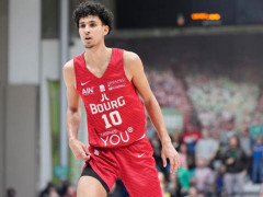 法国成为选秀历史除美国外，第一个有三位前十顺位的国家