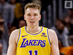 道尔顿-克内克特身高是多少？ 模板则是克莱-汤普森