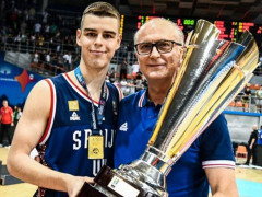 前三热门因伤掉至12：美记直言托皮奇值得雷霆等待 上限同届天花板