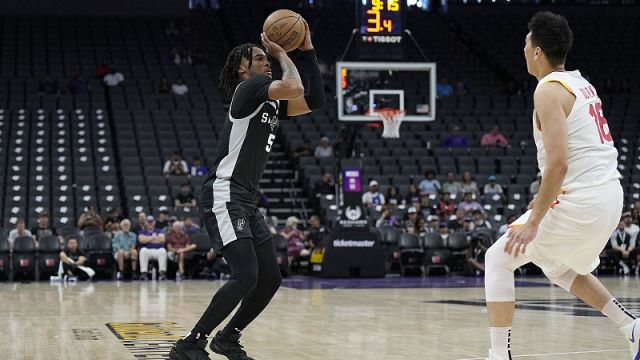 【2024年07月10日 马刺vs中国集锦】马刺89-67中国男篮 卡斯尔18+6+5廖三宁17+6