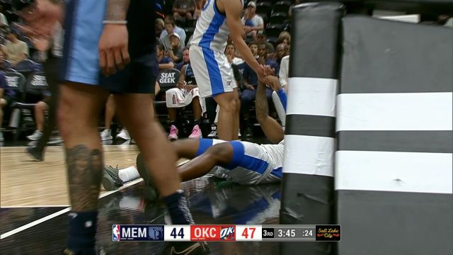 【2024年07月11日 灰熊vs雷霆集锦】配合相当默契！迪昂妙传空切顺下的威廉姆斯上篮打进2+1