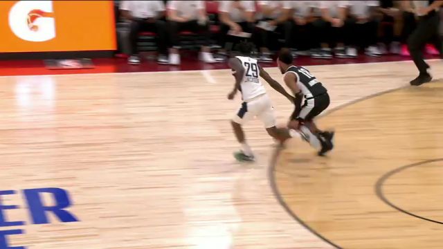 【2024年07月13日 篮网vs步行者集锦】离了大谱！阿姆斯特朗背运砸到自己脚面克洛尼见势不妙回防大帽