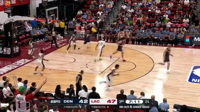 【2024年07月13日 掘金vs快船集锦】颇有巨星像！斯特劳瑟持球极限操作 撤步三分出手强势轰进