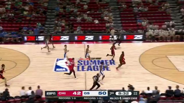 【2024年07月15日 公牛vs勇士集锦】就是一个潇洒！波杰姆斯基光速吊球妙传TJD 后者轻松吃饼扣篮取分