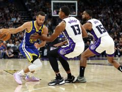 NBA季前赛数据战报：库里7中2伤退勇士仍三连胜 国王三巨空砍48+23+13