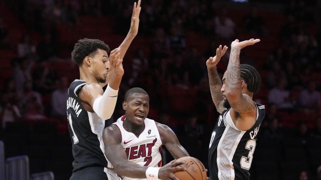 【2024年10月16日 马刺vs热火集锦】马刺117-120热火 阿德巴约20+热火惊险战胜马刺