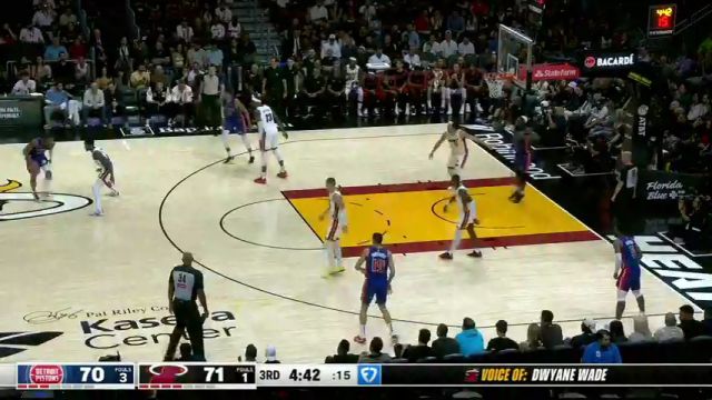 【2024年10月29日 活塞vs热火集锦】白人也能飞！希罗抢断快下直冲前场 大步流星上演单臂扣篮