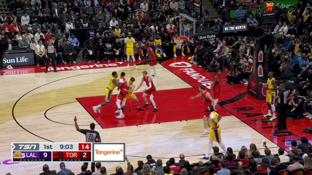 【2024年11月02日 湖人vs猛龙集锦】防得靠他攻也得靠他 戴维斯大帽迪克随后抛投得手