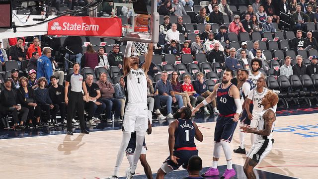 【2024年11月05日 马刺vs快船集锦】马刺vs快船精彩集锦 文班亚马24+13+9封盖难阻被逆转无缘三连胜