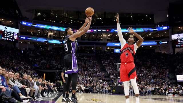 【2024年11月07日 猛龙vs国王集锦】猛龙vs国王精彩集锦 国王6人得分上双成功捍卫主场