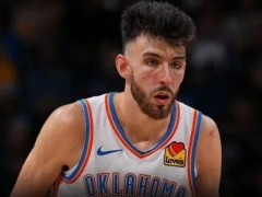 雷霆官宣霍姆格伦伤情：右髂骨翼骨折至少休战8-10周 双塔全受伤