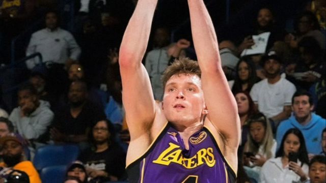 【2024年11月17日 湖人vs鹈鹕集锦】新秀第4高分！克内克特27分创生涯新高 近三战三分19中12太香