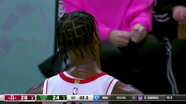 【2024年11月19日】火箭vs雄鹿第1节中文解说录像回放