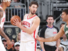 21中8还致命脱手：火箭官方直言心碎 申京辜负乌度卡完美边线球战术