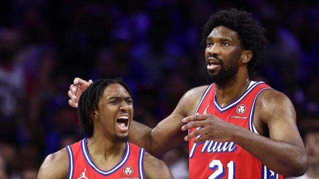 【2024年11月21日 76人vs灰熊集锦】2胜11负倒数第二！马克西在会议上挑战恩比德 批评后者做什么都迟到