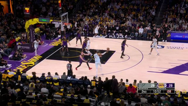 【2025年01月14日 马刺vs湖人集锦】如入无人之境！卡斯尔横冲直撞飞身重扣碾压禁区