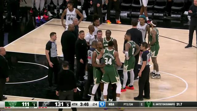 【2025年02月01日 雄鹿vs马刺集锦】动作确实比较明显！字母哥强突篮下被保罗从背后推搡倒地两队发生激烈争执