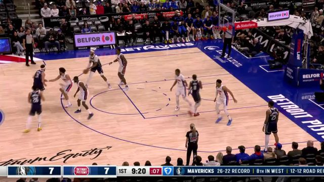 【2025年02月01日 独行侠vs活塞集锦】克莱接球就射狙中三分 再迎着CC强投命中连取5分