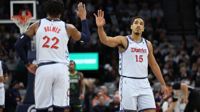 【2025年02月02日 奇才vs森林狼集锦】奇才vs森林狼精彩集锦 库兹马31+8爱德华兹缺阵奇才险胜森林狼止16连败