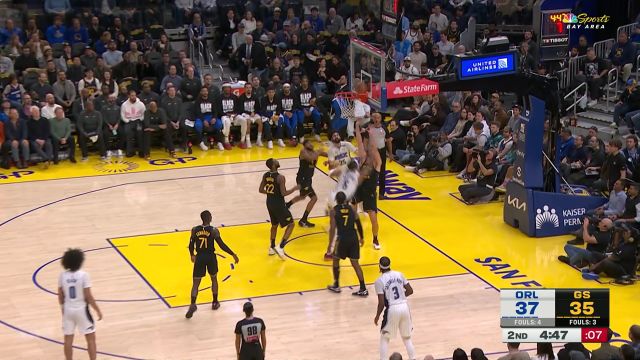 【2025年02月04日 魔术vs勇士集锦】班凯罗持球强攻 篮下强硬上篮照进不误