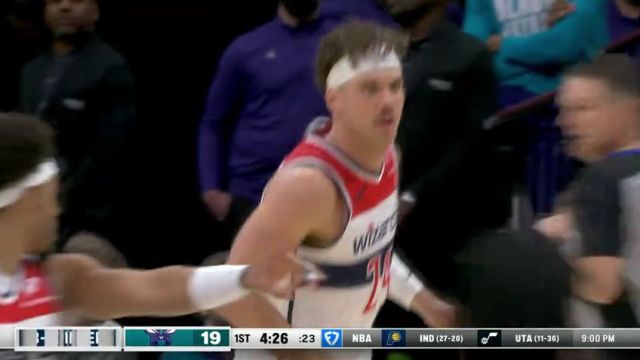 【2025年02月04日】奇才vs黄蜂第1节中文解说录像回放