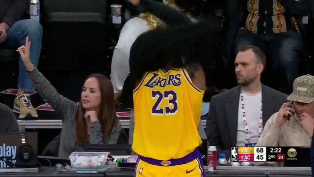 【2025年02月05日】NBA常规赛：湖人vs快船第2节英文原声录像回放