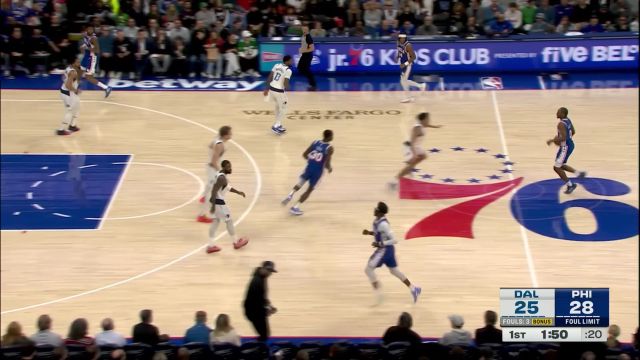 【2025年02月05日 独行侠vs76人集锦】再多几人来防守！马克西强突内线无视双人包夹拉杆命中