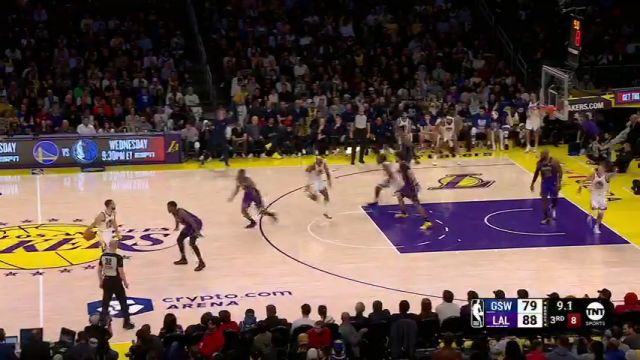 【2025年02月07日 勇士vs湖人集锦】预判你的预判！詹姆斯洞悉防守闪电抄截 破坏勇士最后一攻并成功上分