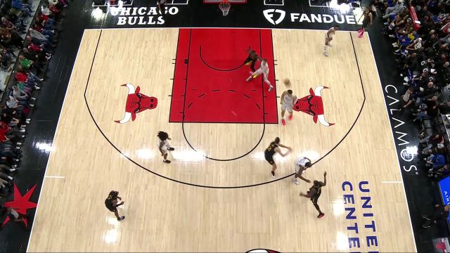 【2025年02月09日 勇士vs公牛集锦】经典画面再度重现 巴特勒接到格林助攻空接打成2+1