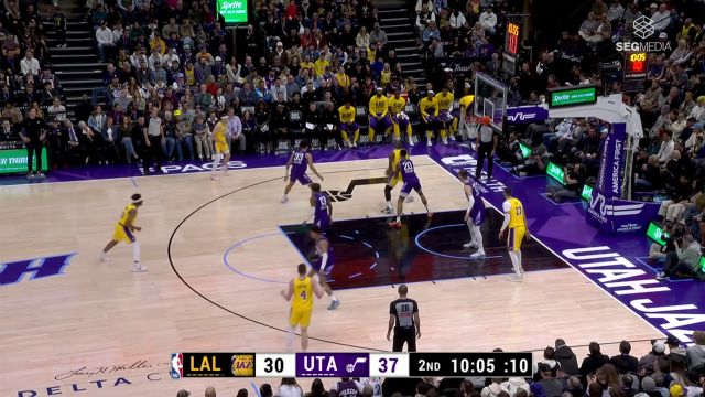 【2025年02月13日 湖人vs爵士集锦】完全无法防守 詹姆斯转身撤步中投稳如泰山