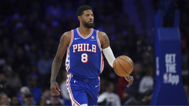 【2025年02月23日 篮网vs76人集锦】组三巨头失败！费城战绩对比上赛季同期大幅下滑：乔治近一个月单场不过20分，7战场均11分