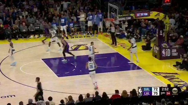 【2025年02月26日】NBA常规赛：独行侠vs湖人第3节中文解说录像回放