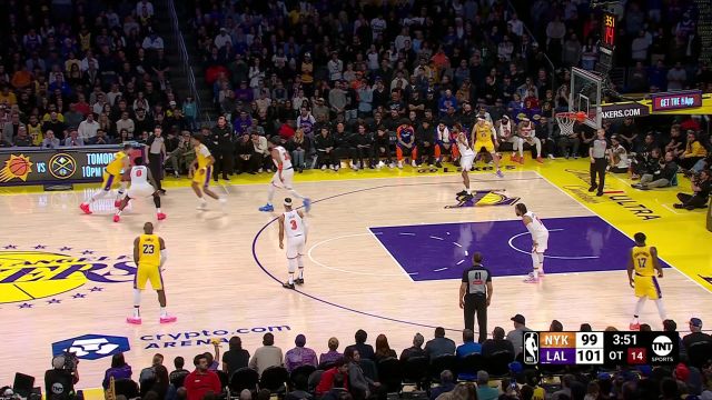 【2025年03月07日 尼克斯vs湖人集锦】体现球星成色的时刻 东契奇迎着唐斯大号三分箭正中靶心