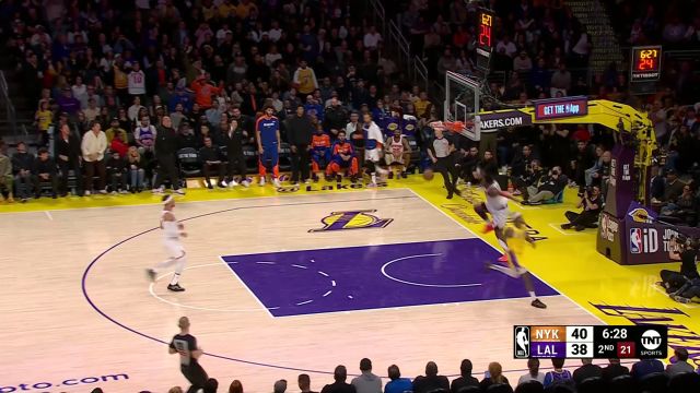 【2025年03月07日 尼克斯vs湖人集锦】东契奇遭遇夹击丢球 阿奴诺比一骑绝尘快攻暴扣